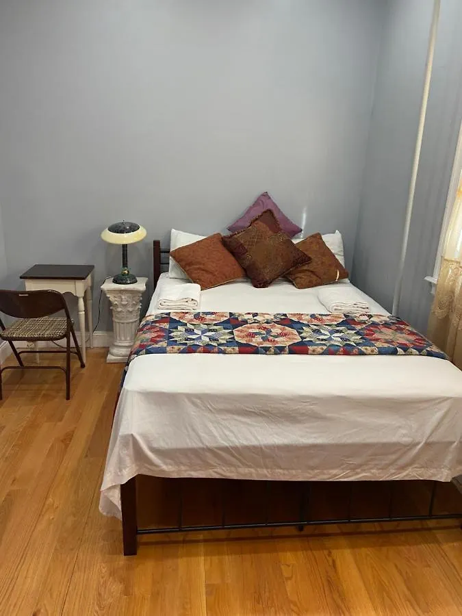 A Lovely Room In Queens New York United States