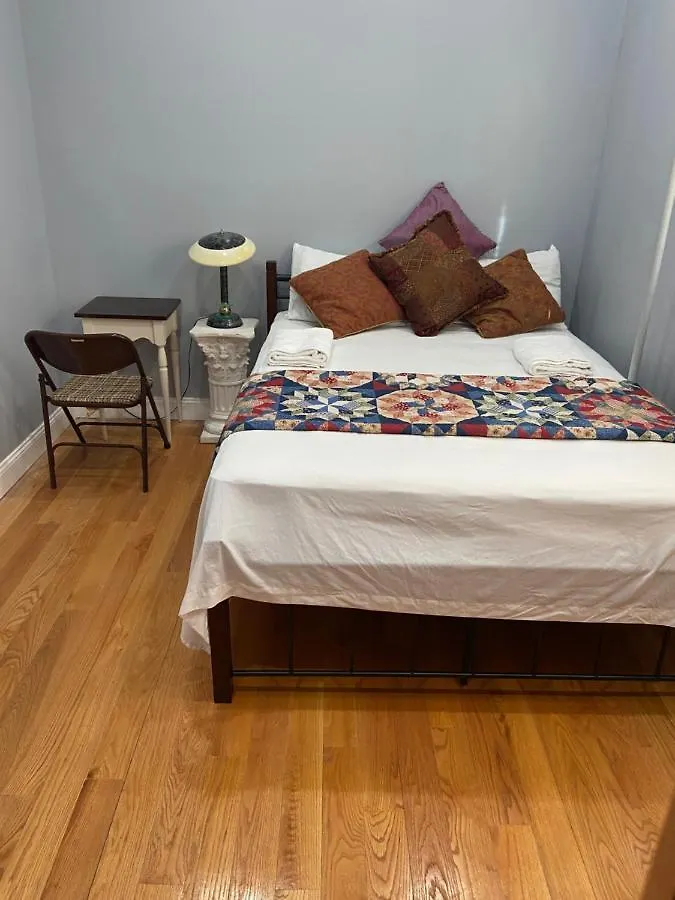 A Lovely Room In Queens New York Guest house